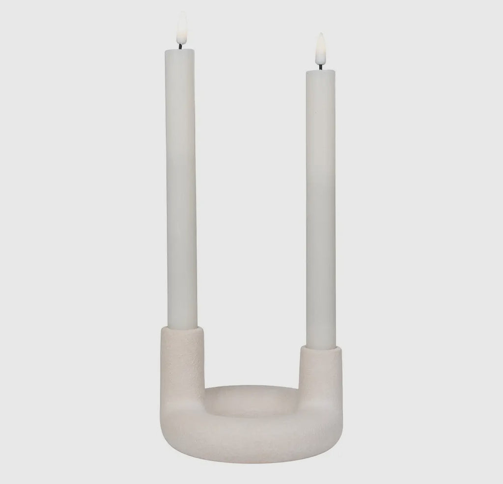 Moderner Doppel-Kerzenhalter  in Beige